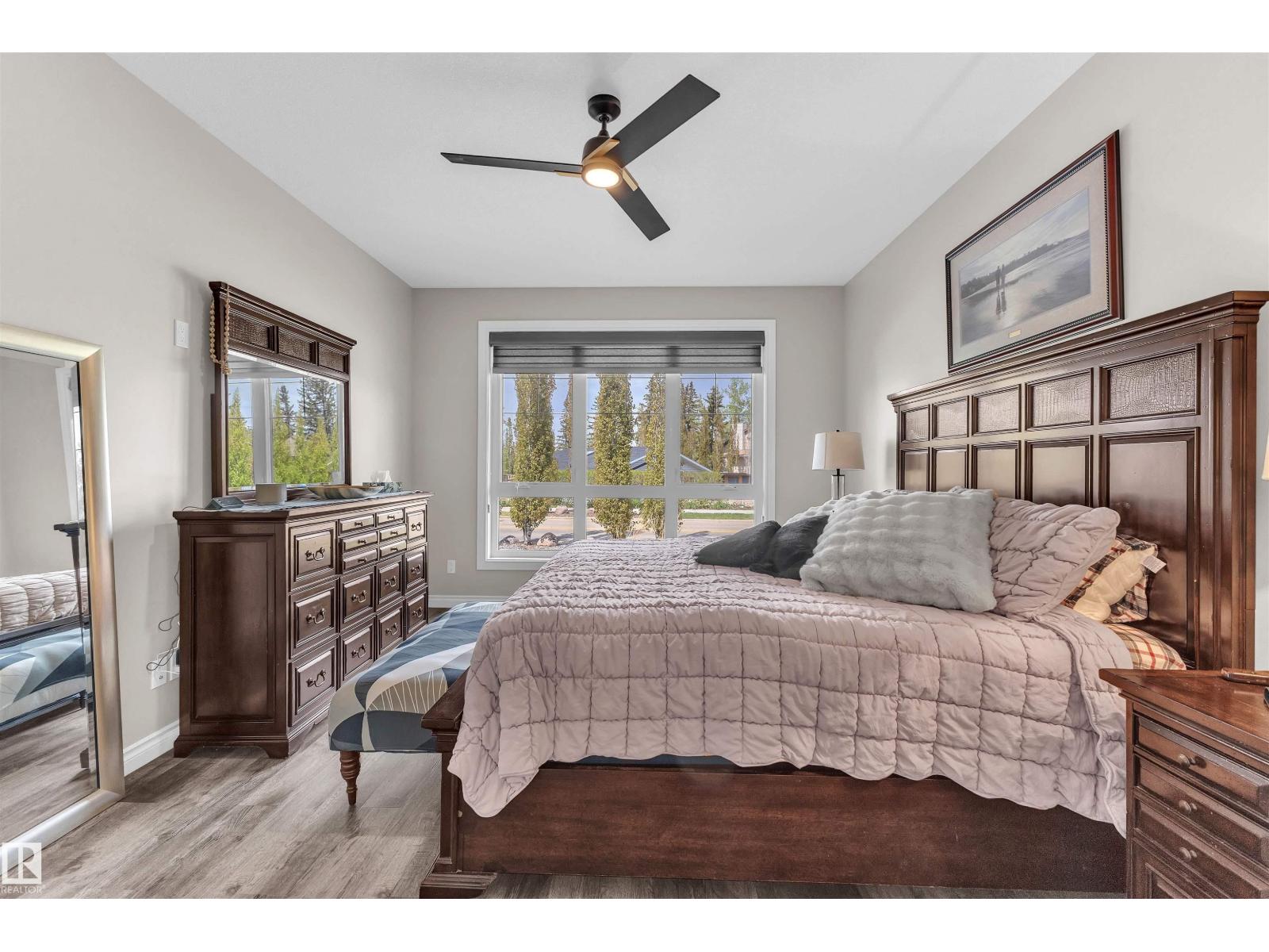 5052 Lakeshore DR - 37