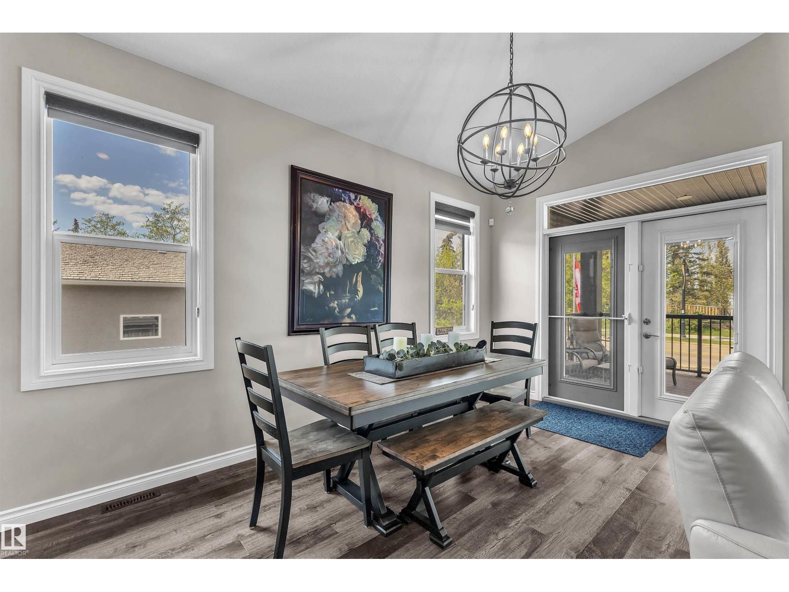5052 Lakeshore DR - 29
