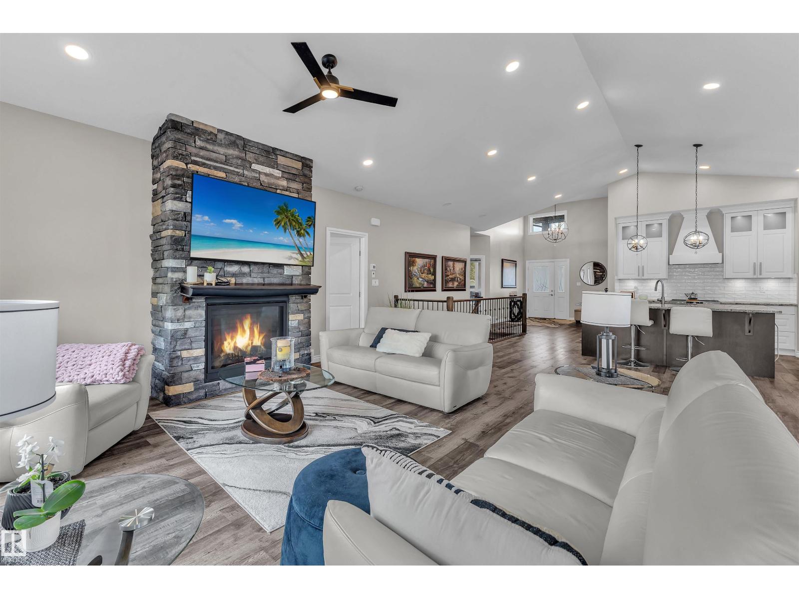 5052 Lakeshore DR - 32