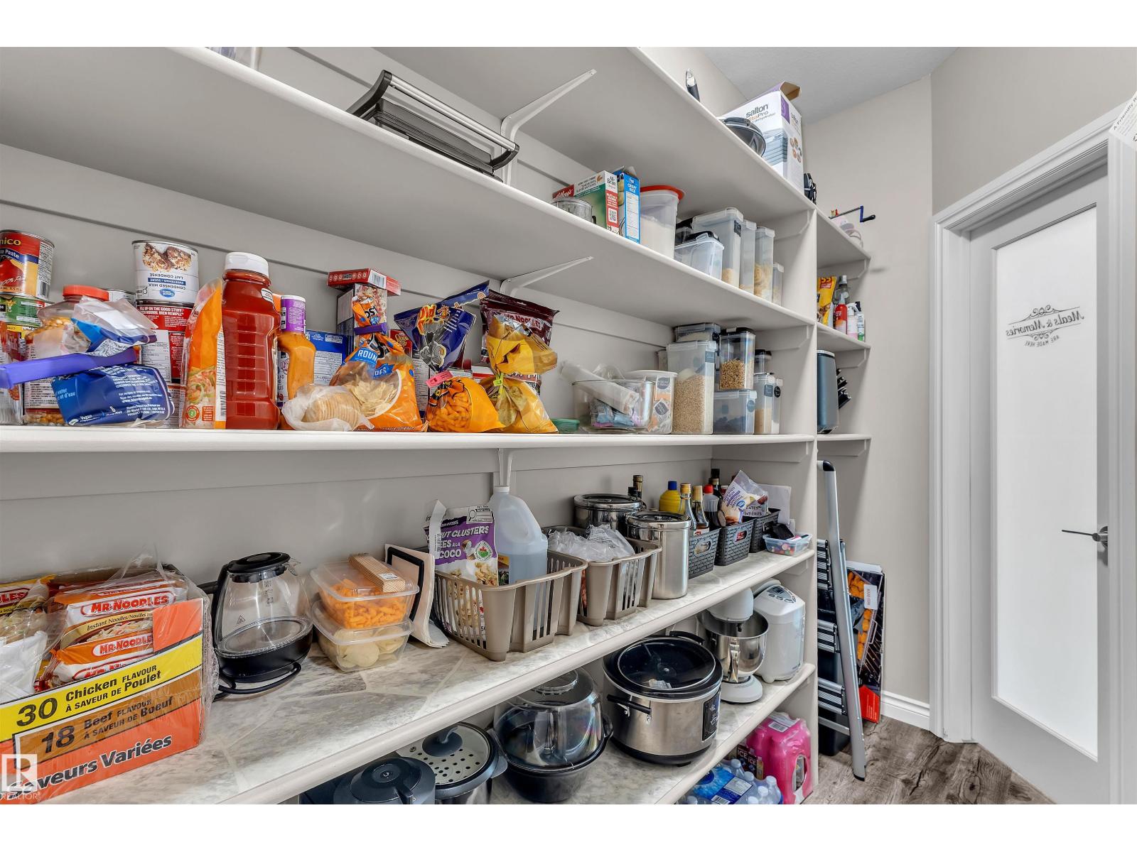 5052 Lakeshore DR — photo 16