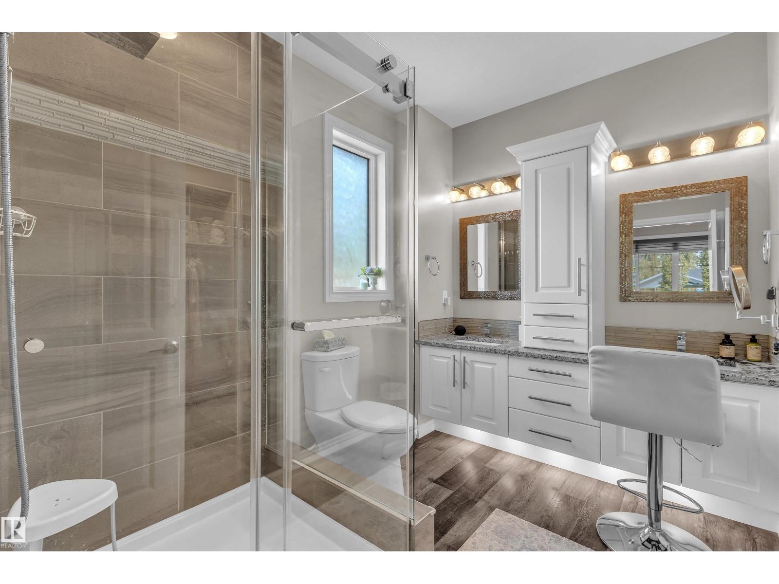 5052 Lakeshore DR - 40