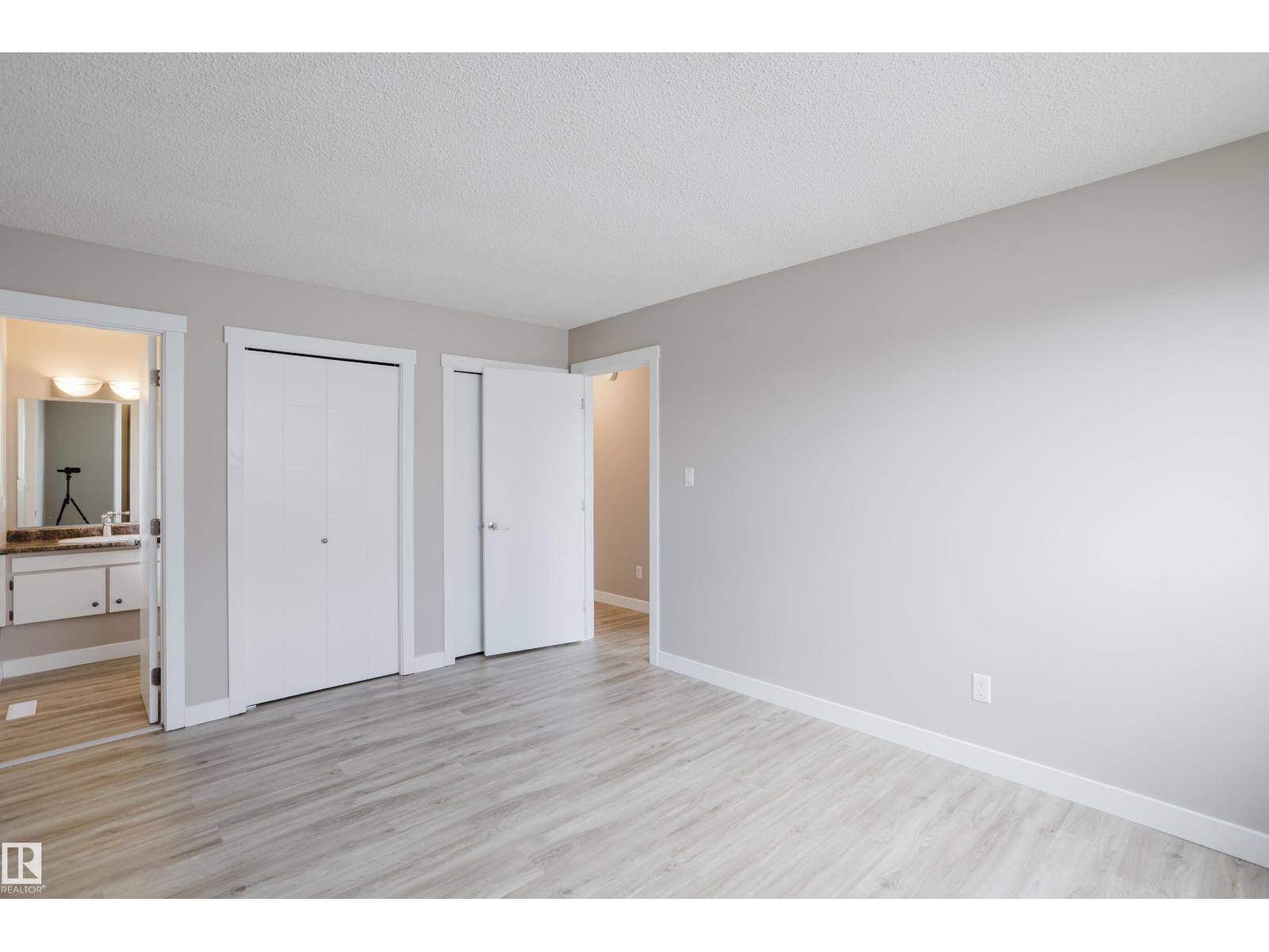 11916 152A AV NW - 24