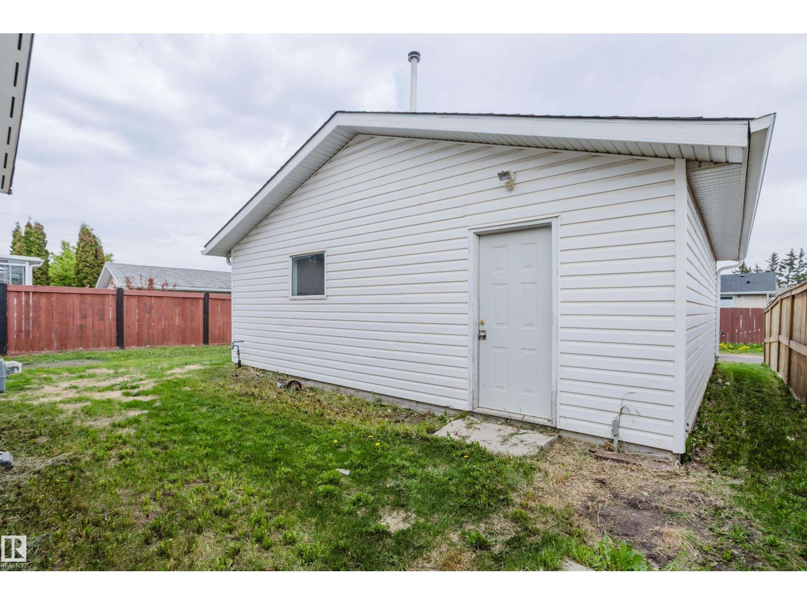11916 152A AV NW - 51