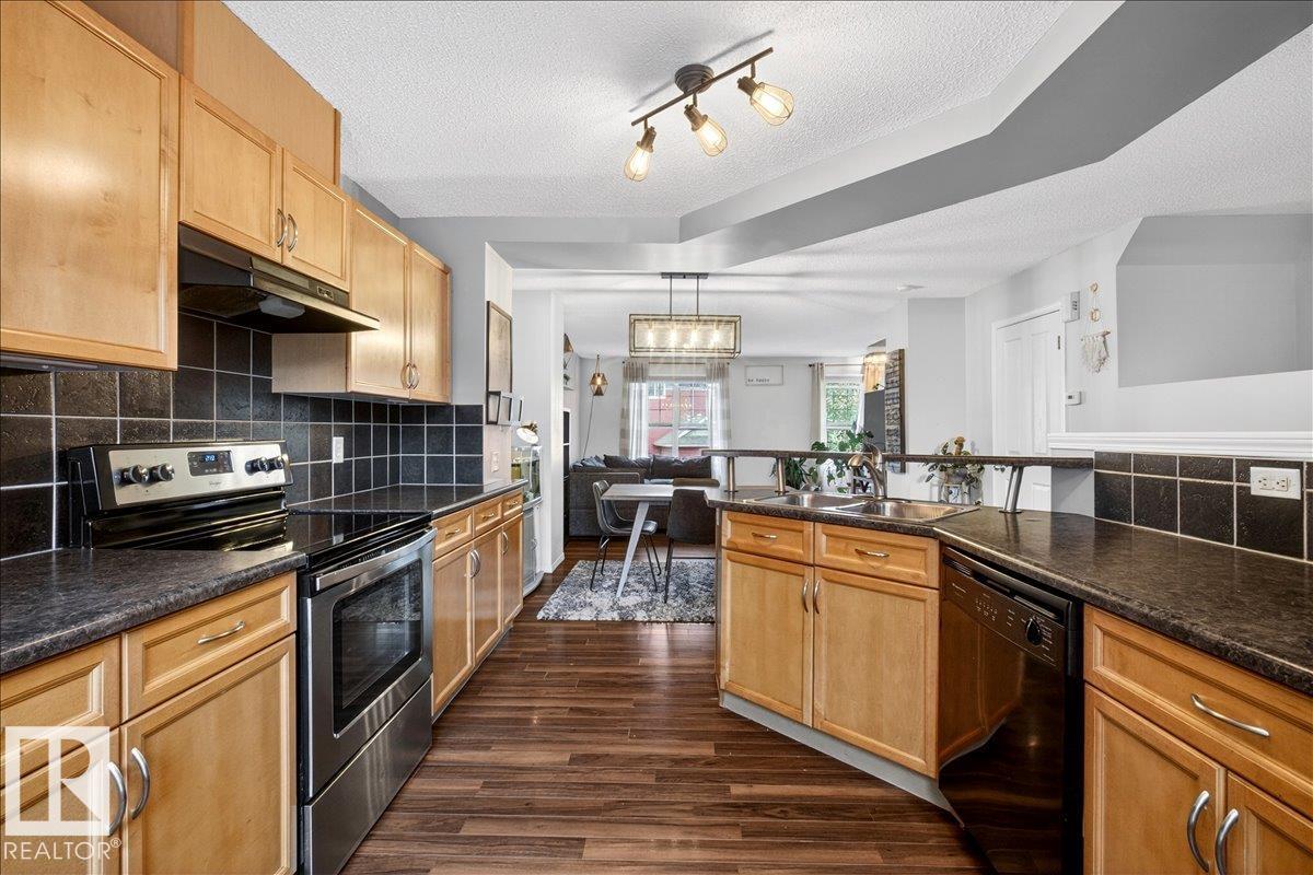 #66 5604 199 ST NW - 11