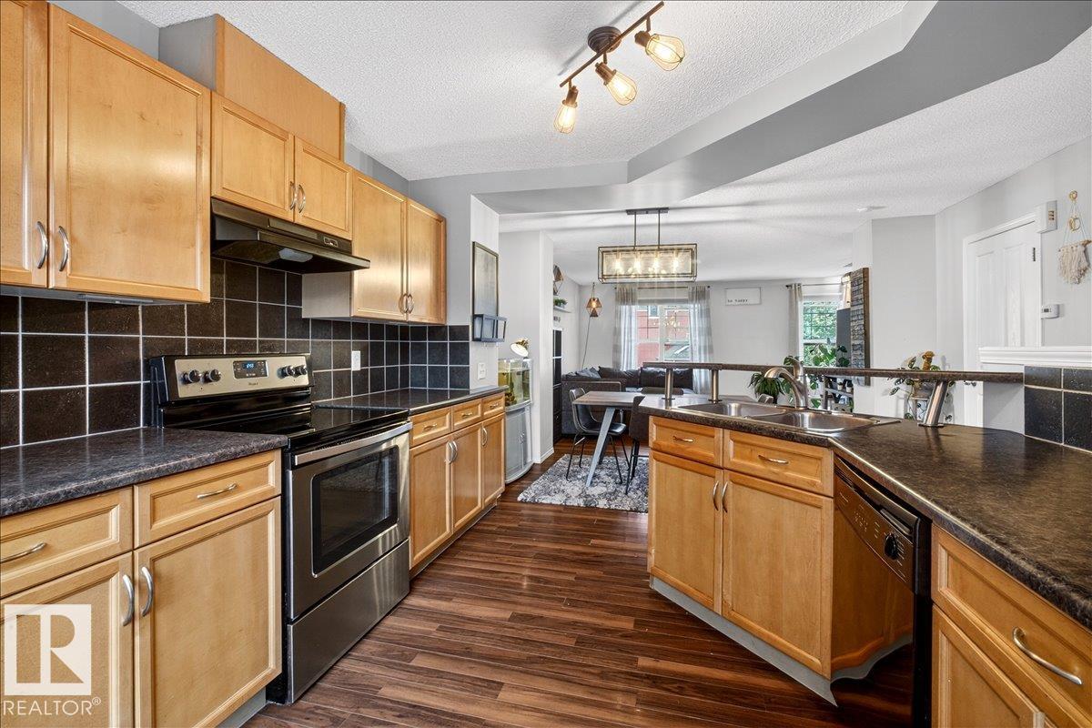 #66 5604 199 ST NW - 12