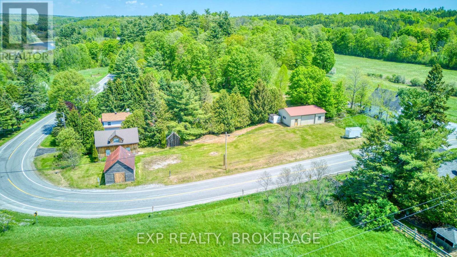 2740 BOLINGBROKE ROAD - 29