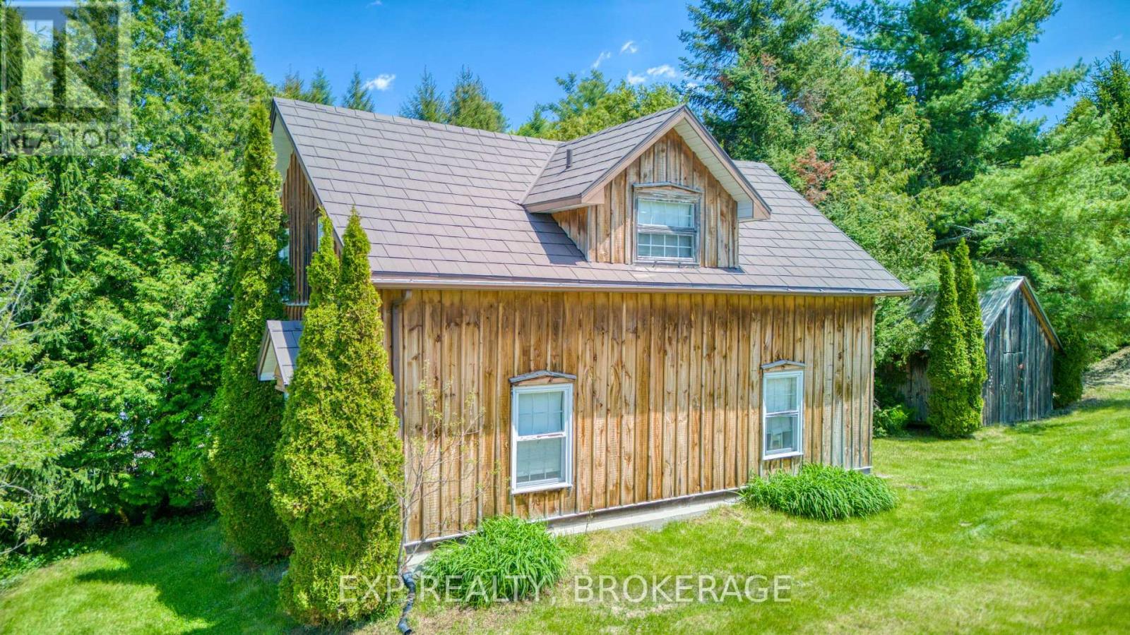 2740 BOLINGBROKE ROAD - 3