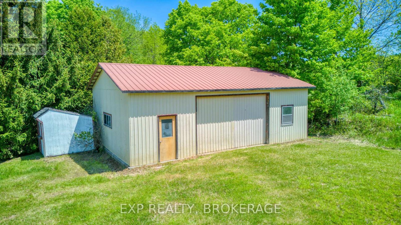 2740 BOLINGBROKE ROAD - 34
