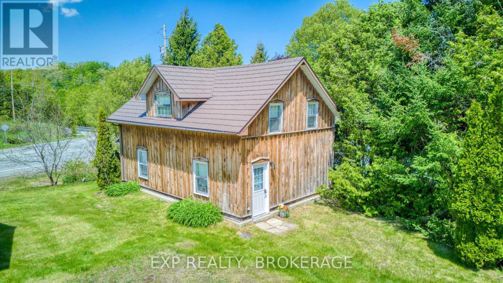 2740 BOLINGBROKE ROAD - 4