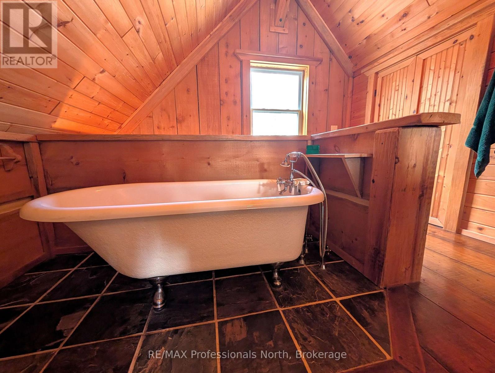 3785A EAGLE LAKE ROAD - 18