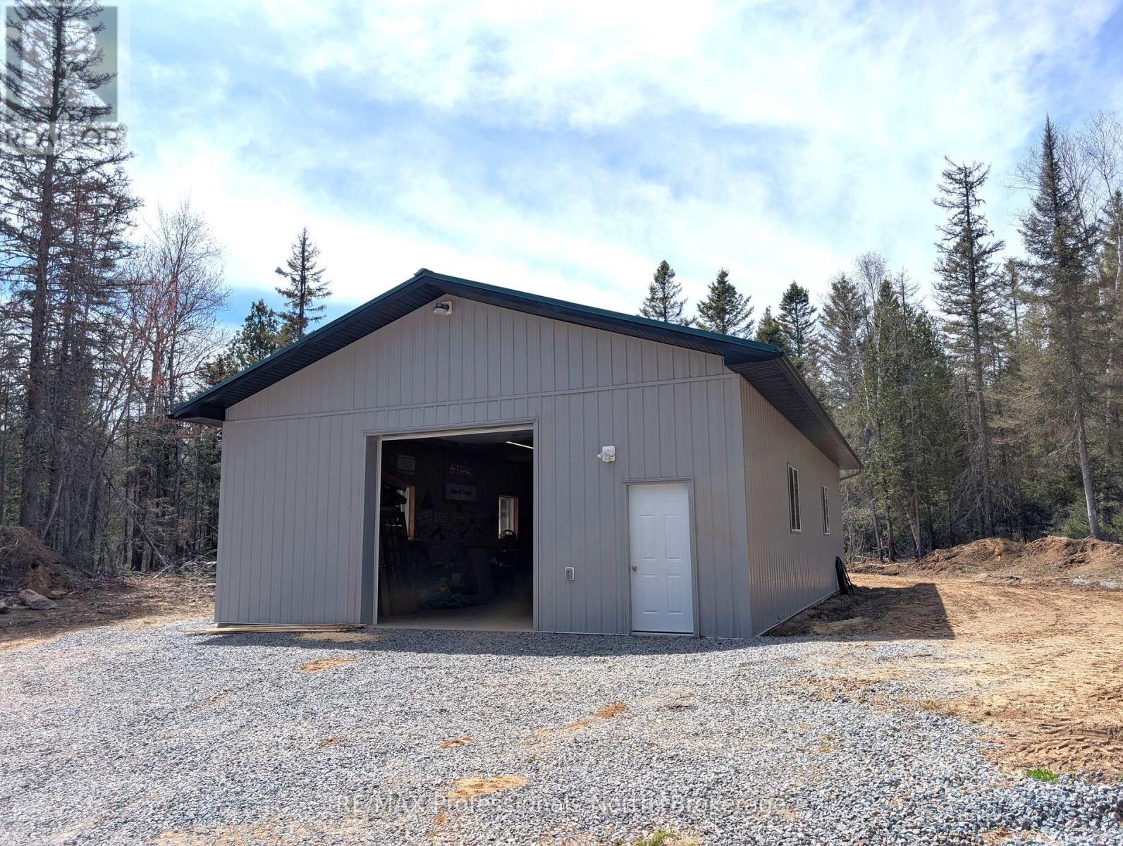 3785A EAGLE LAKE ROAD - 38