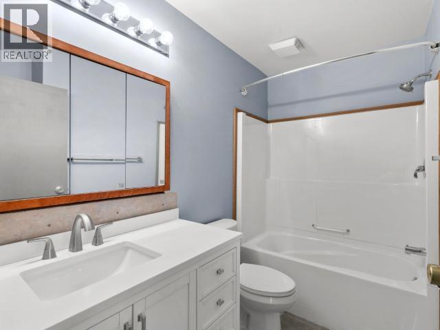 9 BOSWELL CRESCENT - 22