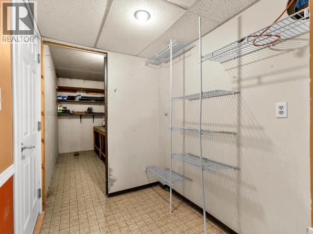 9 BOSWELL CRESCENT - 31