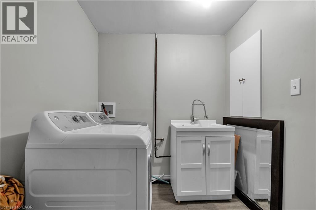 1630 BENJAMIN Drive - 39