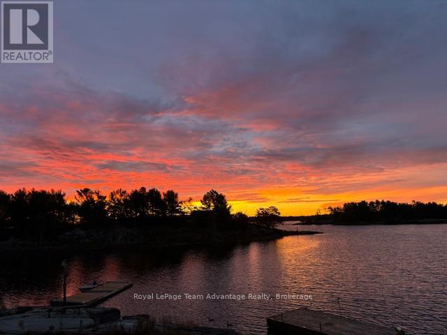 121 RATTLEBEAR DRIVE, The Archipelago (Archipelago North) — photo 5