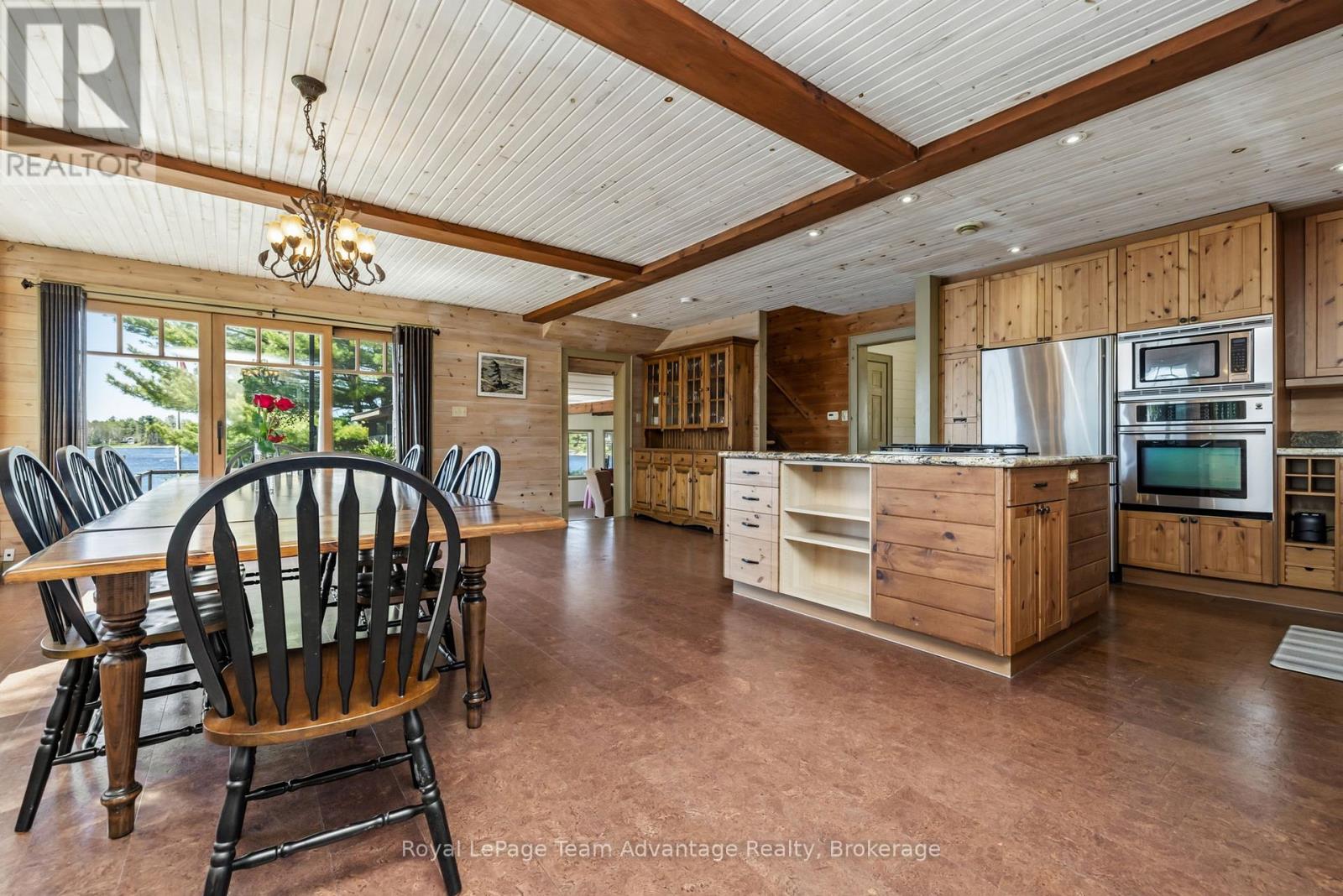 121 RATTLEBEAR DRIVE, The Archipelago (Archipelago North) — photo 8