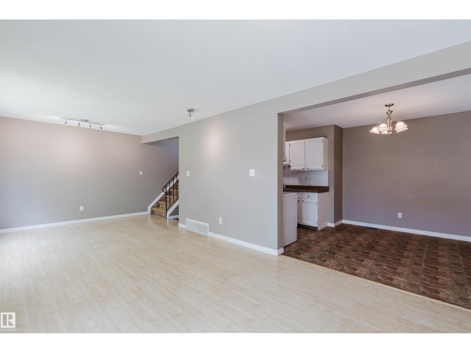 134 CALLINGWOOD PL NW NW - 14