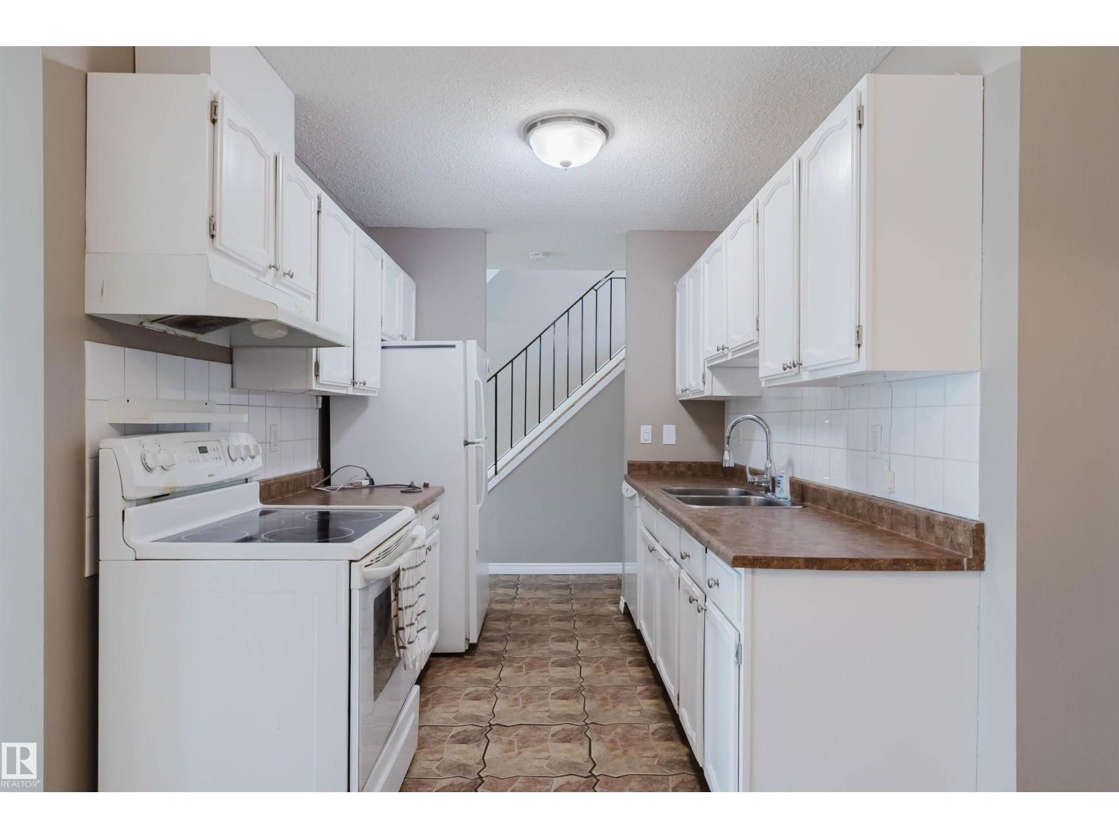 134 CALLINGWOOD PL NW NW - 9