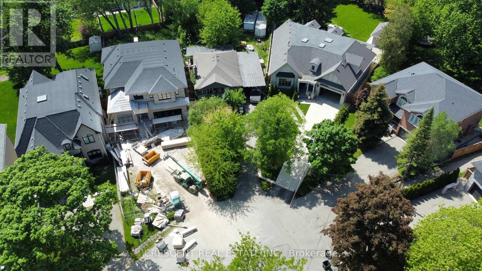 10 SHAVER COURT - 3