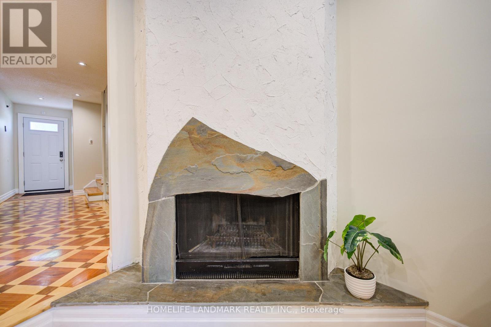 #7 3345 SILVERADO DRIVE - 15