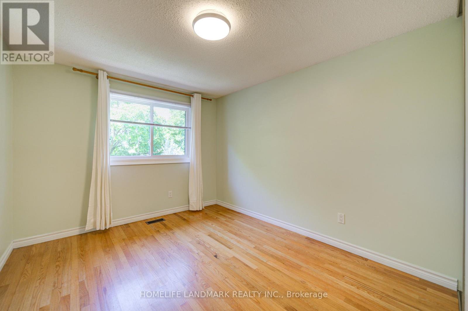 #7 3345 SILVERADO DRIVE - 28