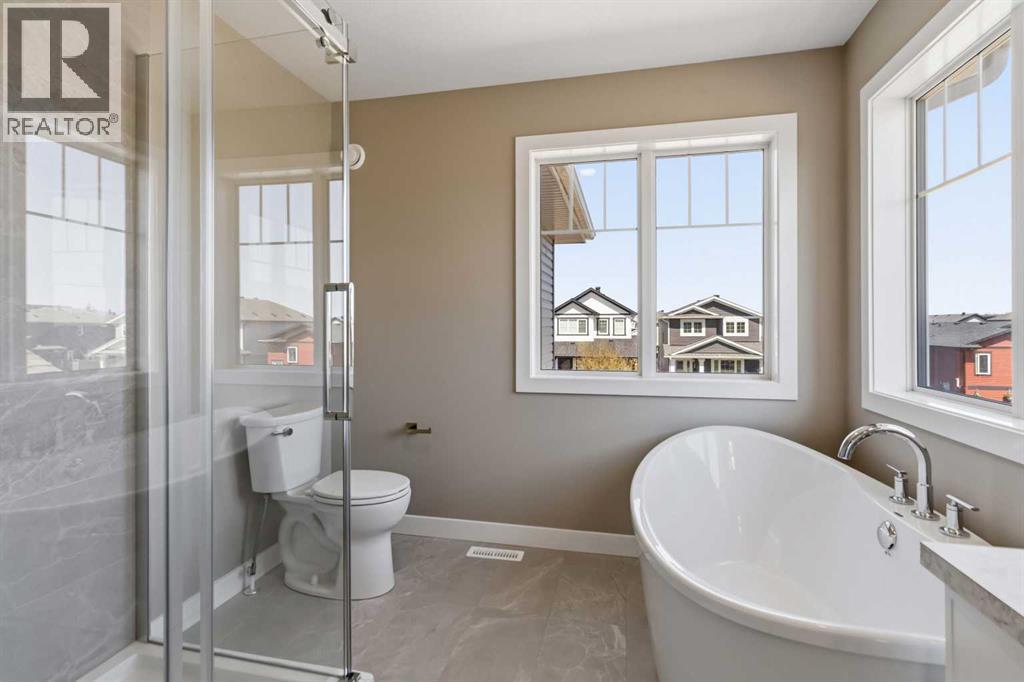 241 WARREN Way, Fort McMurray