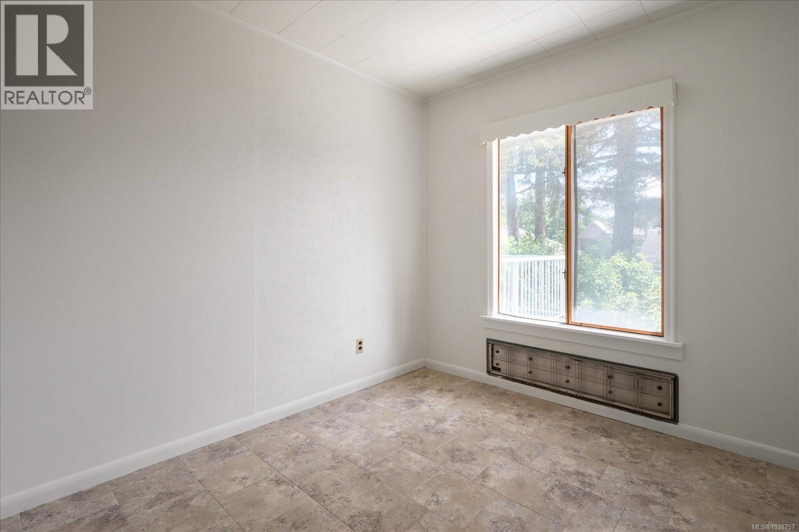 421 Juniper St - 16