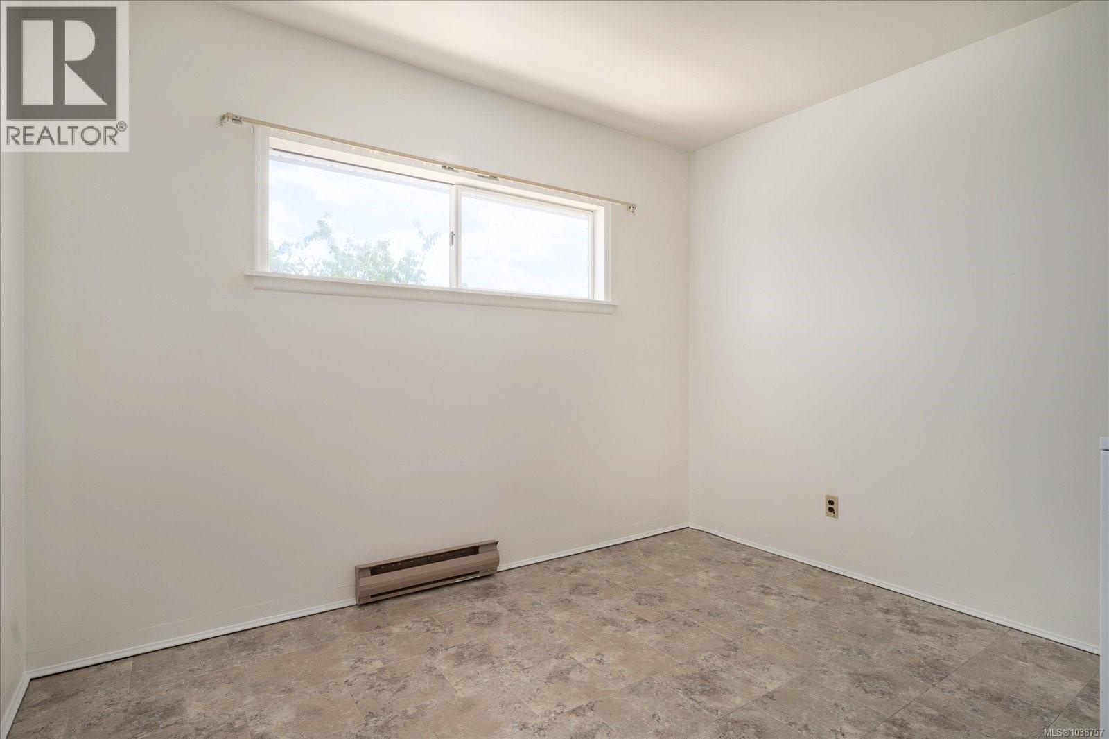 421 Juniper St - 20