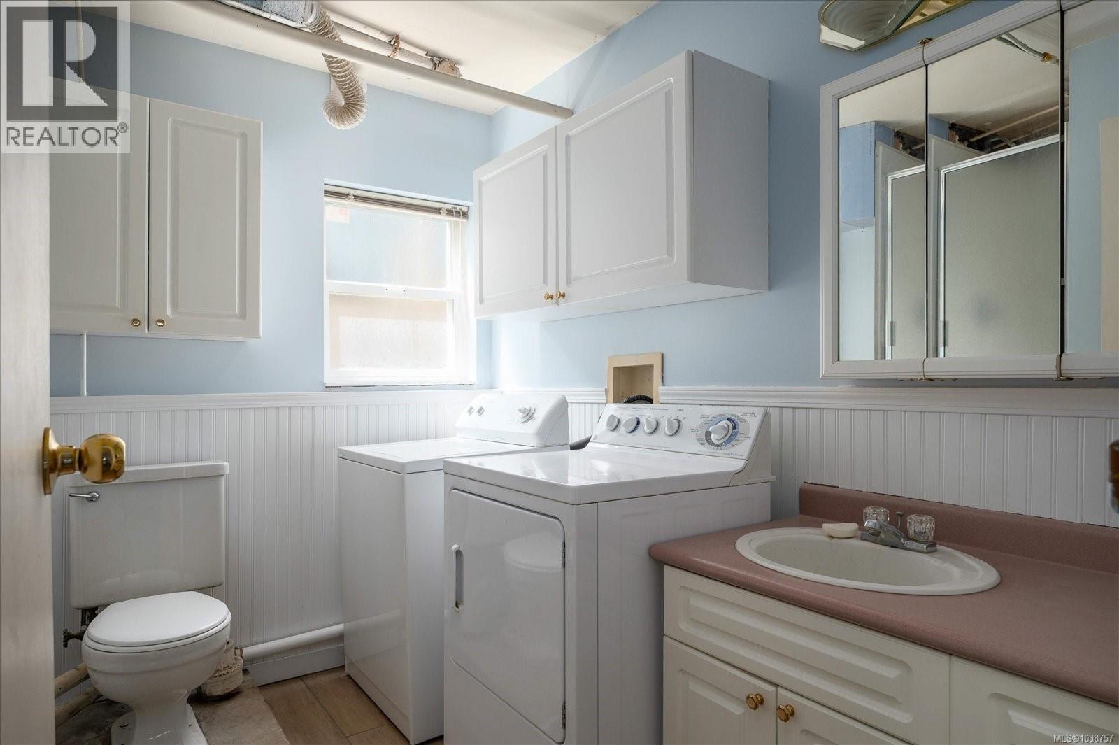 421 Juniper St - 30
