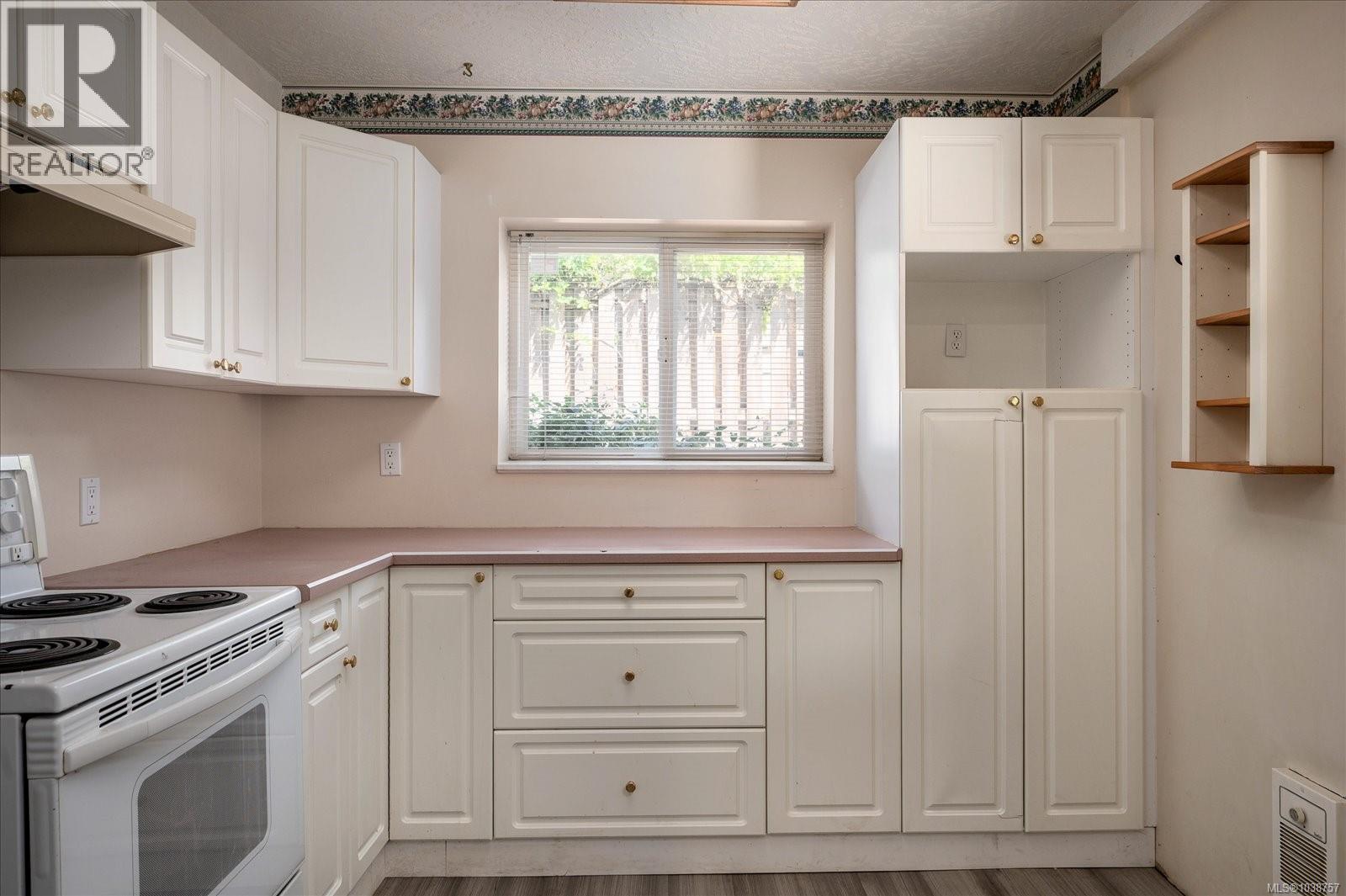 421 Juniper St - 35