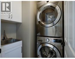 51 Devon Drive, Exeter, ON N0M1S3 Photo 15