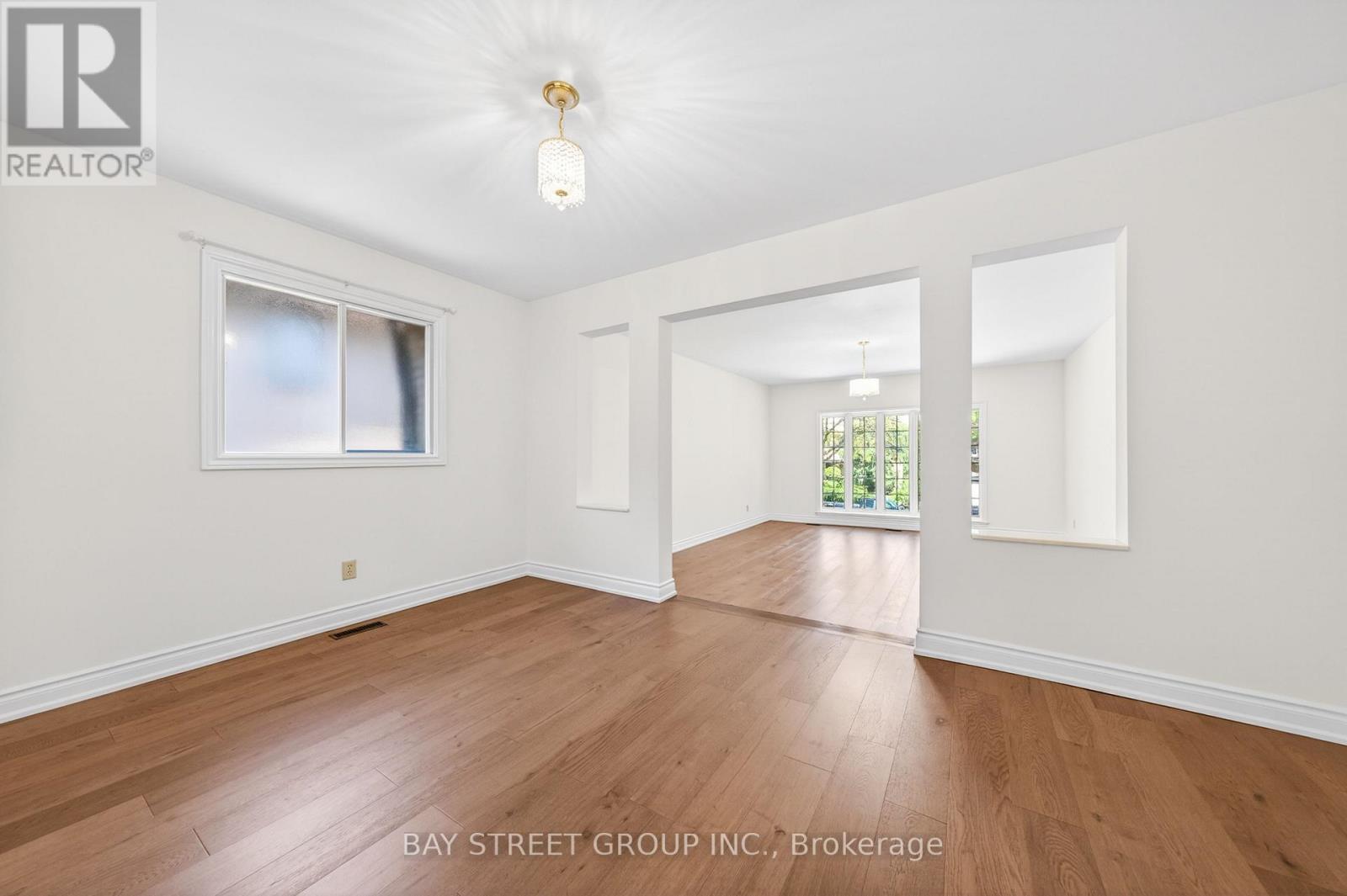11 RIDERWOOD DRIVE - 22