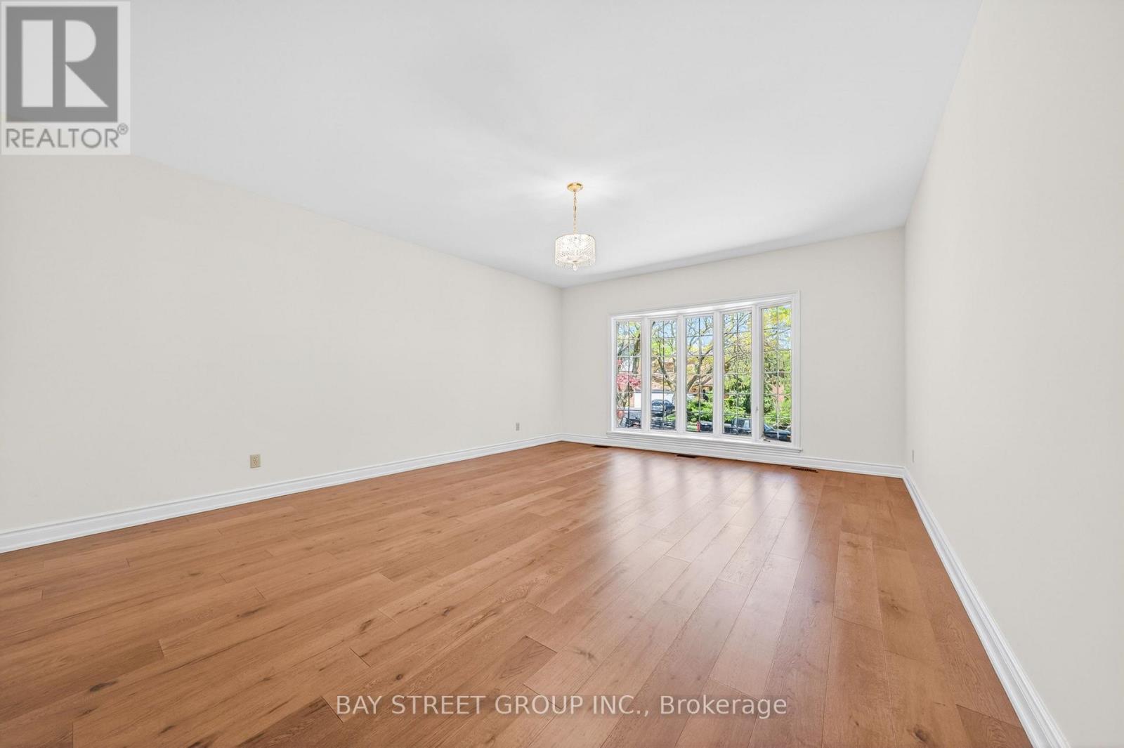 11 RIDERWOOD DRIVE - 23