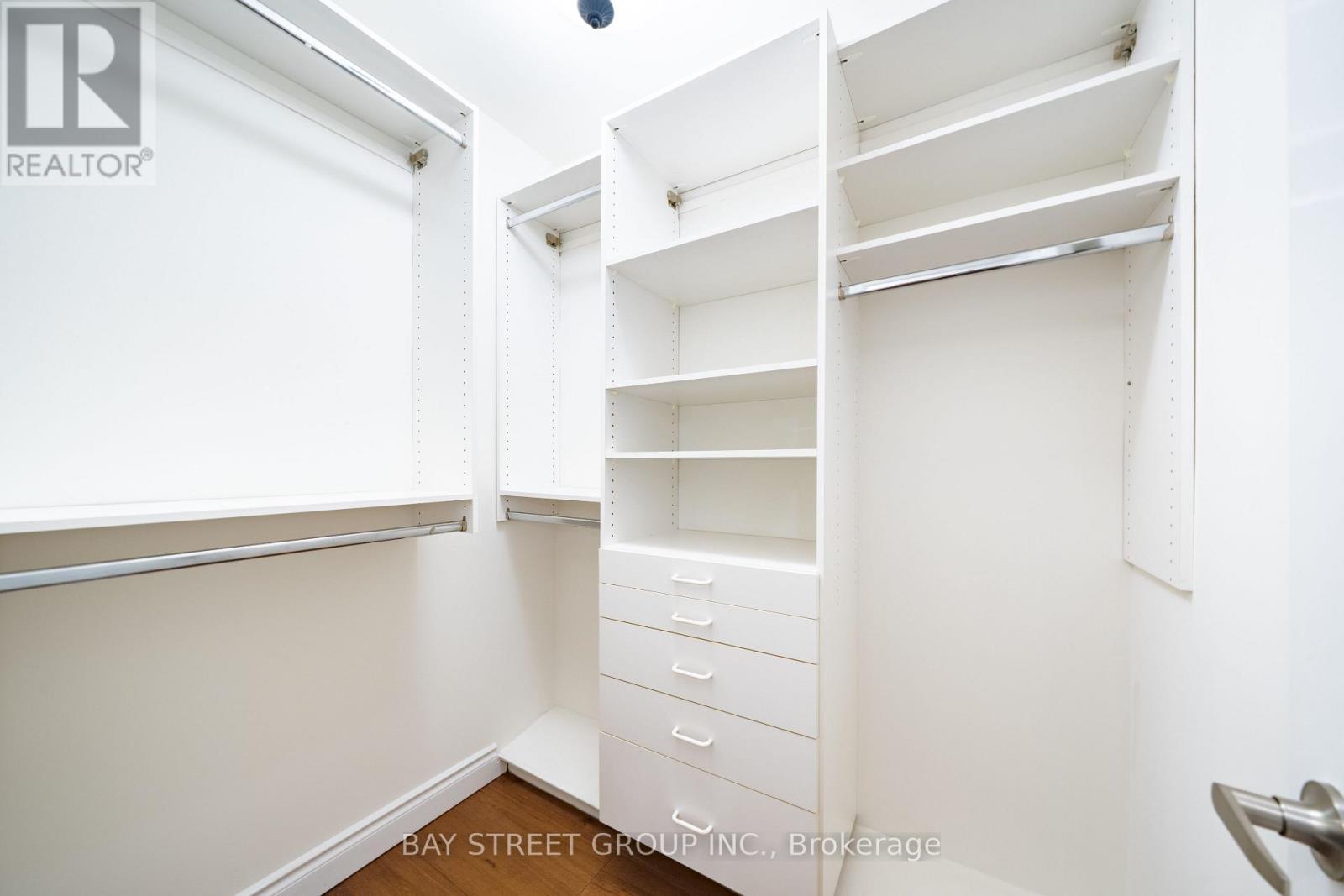11 RIDERWOOD DRIVE - 27