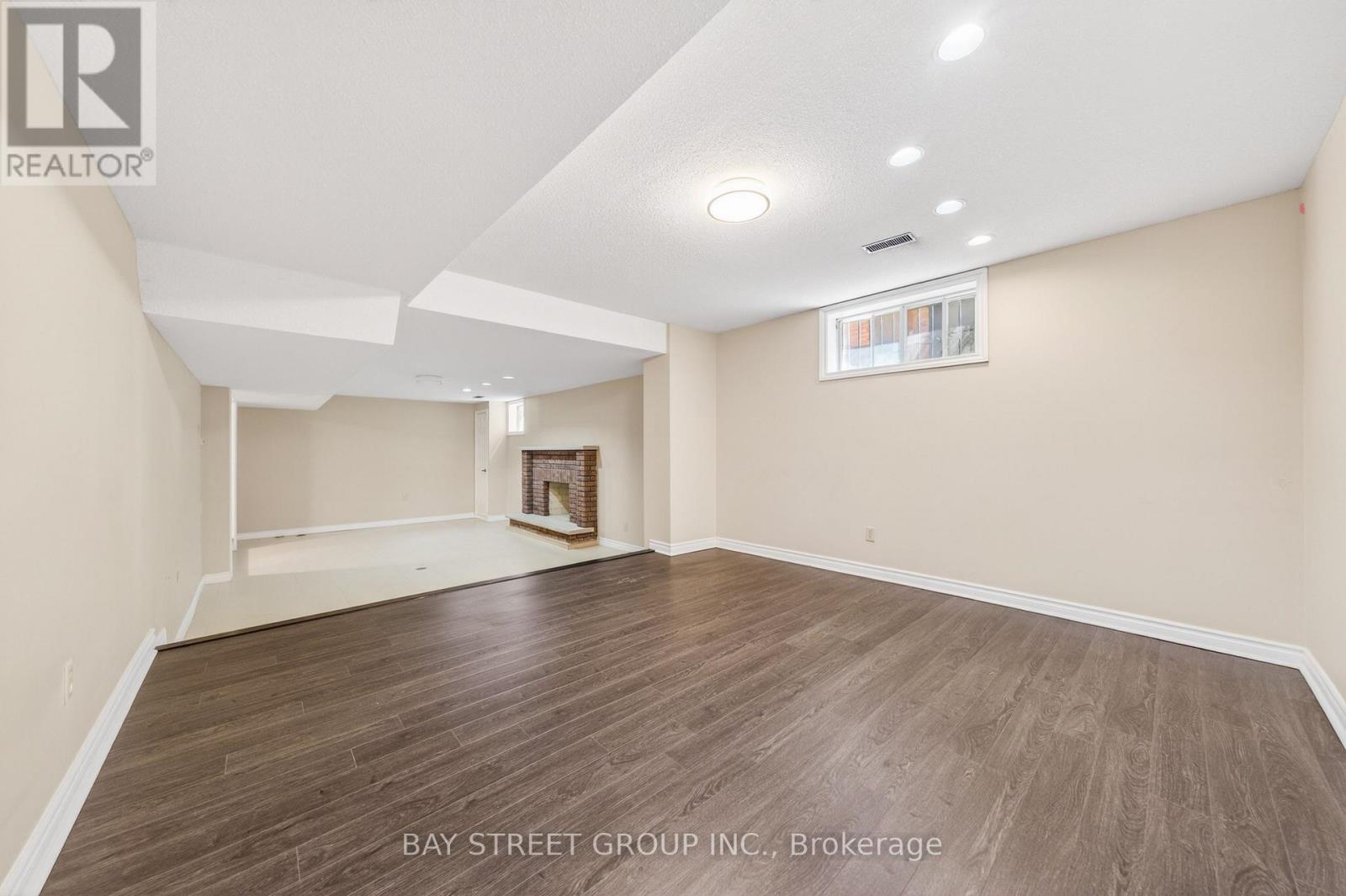 11 RIDERWOOD DRIVE - 37