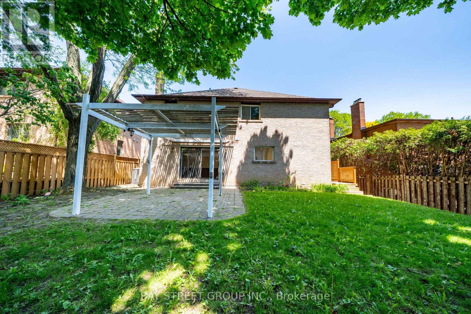 11 RIDERWOOD DRIVE - 45