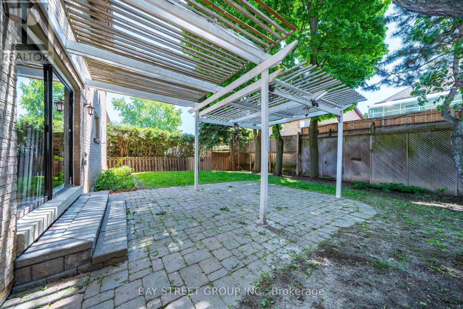 11 RIDERWOOD DRIVE - 46