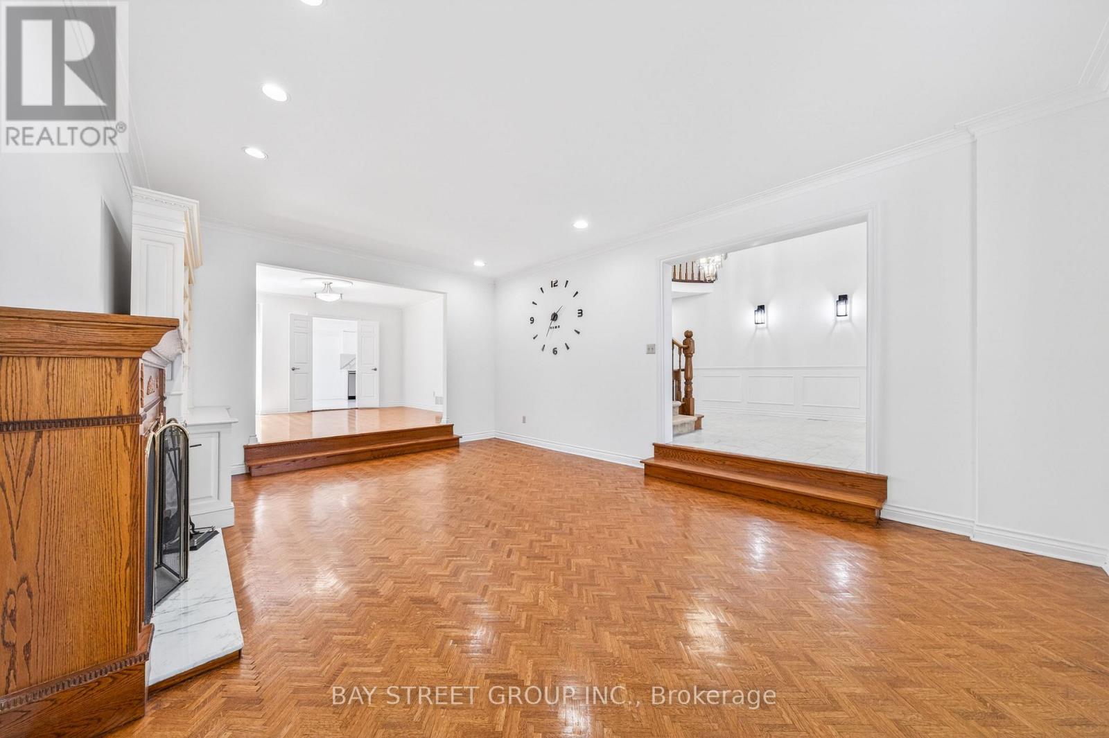 11 RIDERWOOD DRIVE - 8