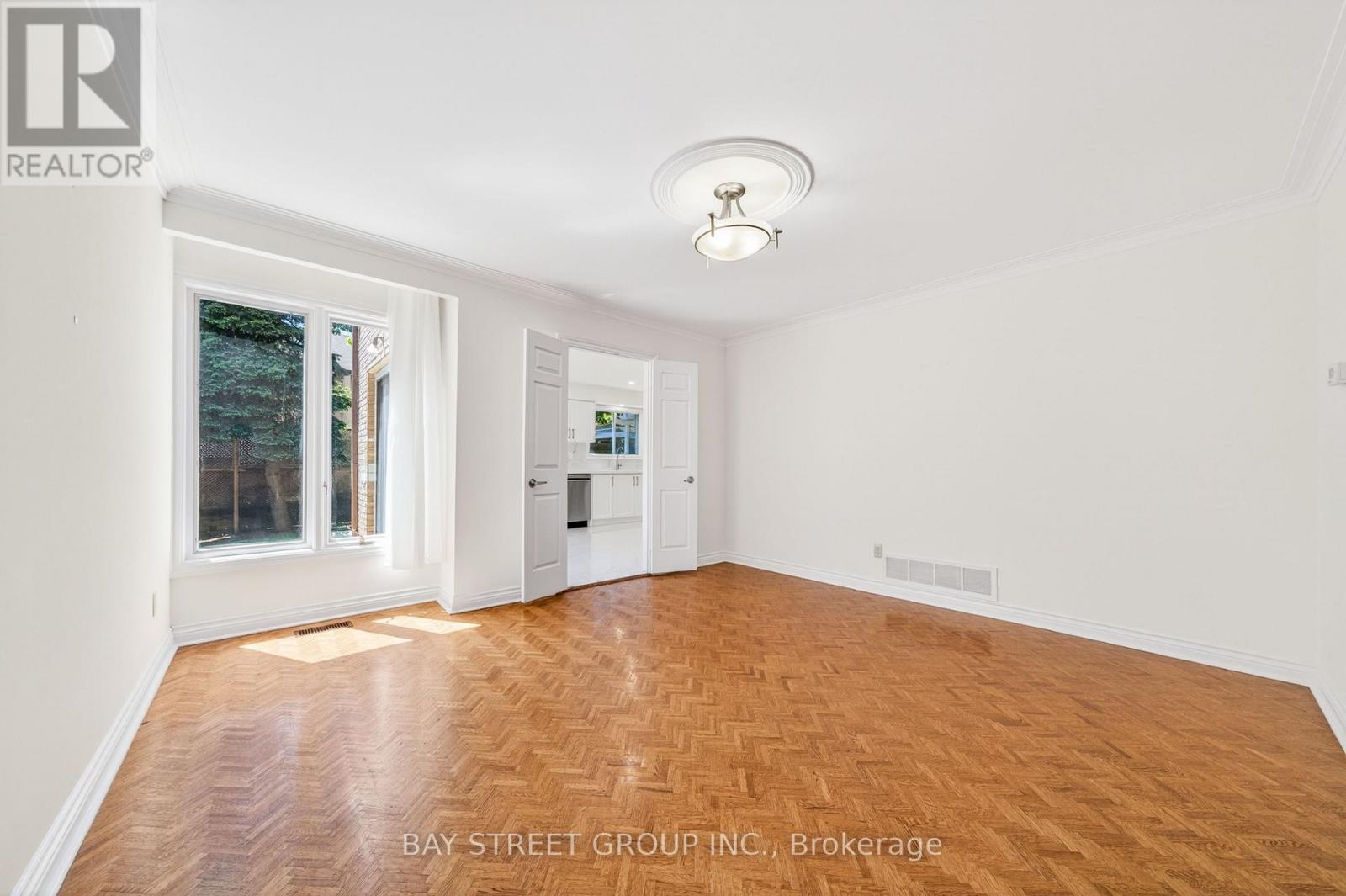 11 RIDERWOOD DRIVE - 9