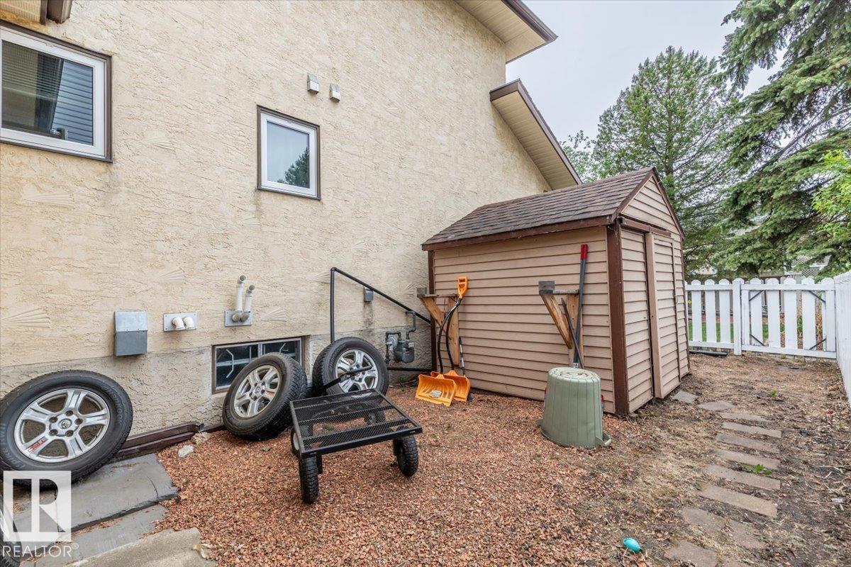 216 Parkallen WY — photo 53