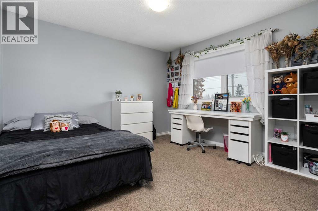 5410 47 Avenue W - 18
