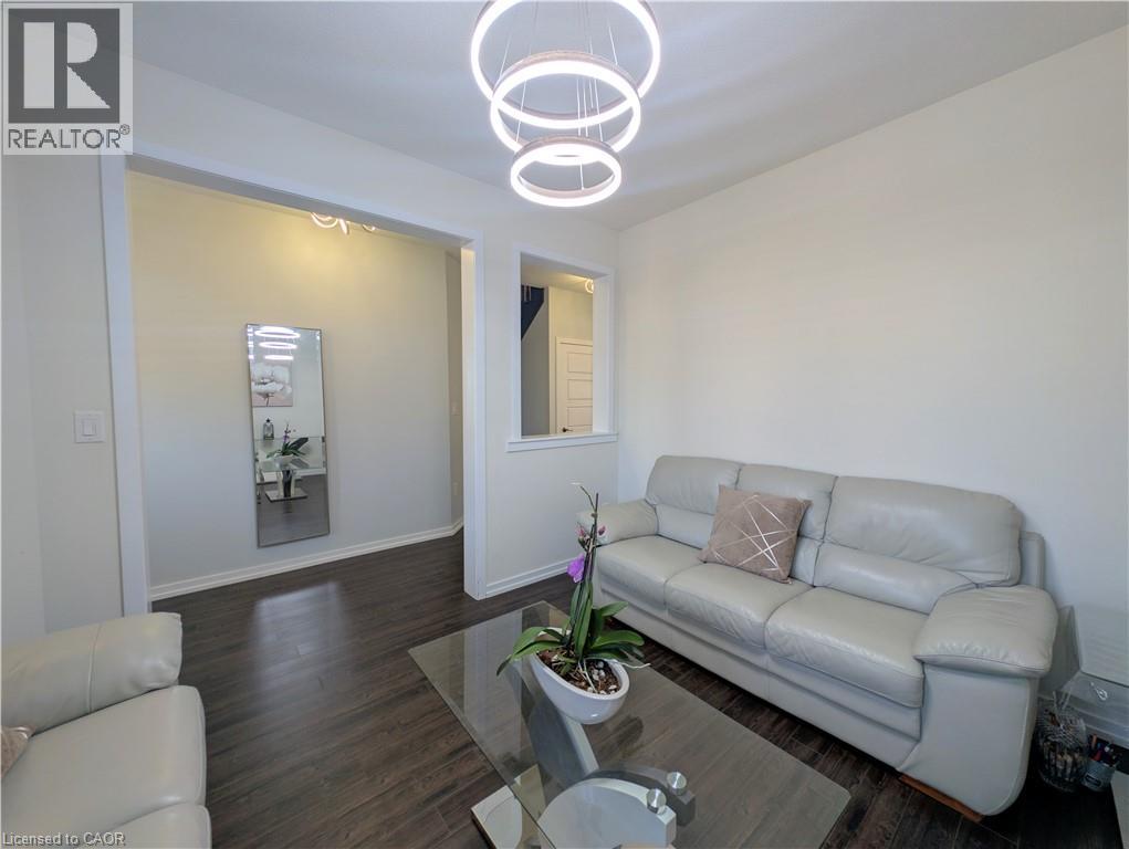 4-bedroom home for sale at 37 MULL Avenue, Caledonia ON · photo 5 of 43