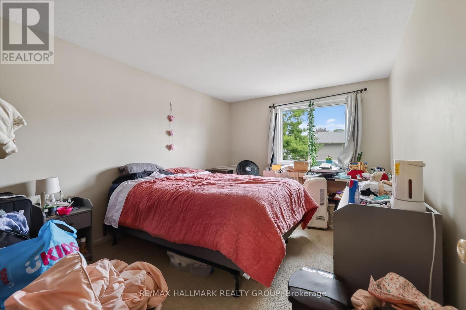52 THISTLEDOWN COURT - 19