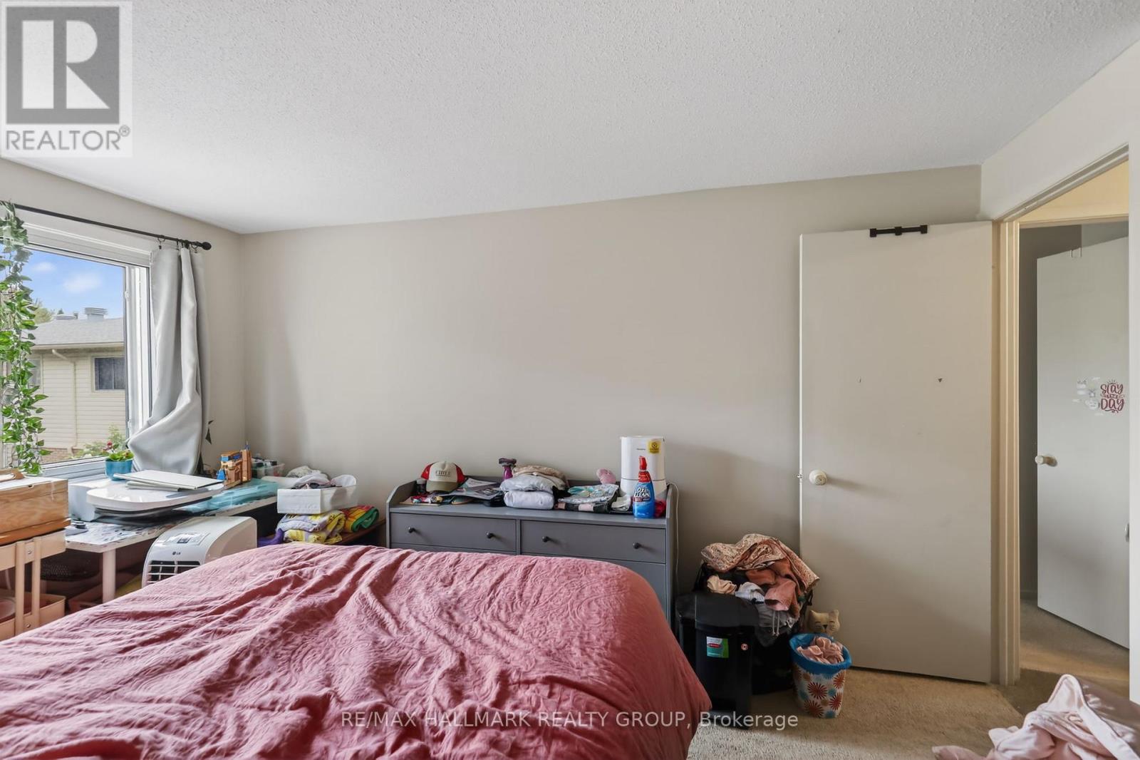 52 THISTLEDOWN COURT - 21
