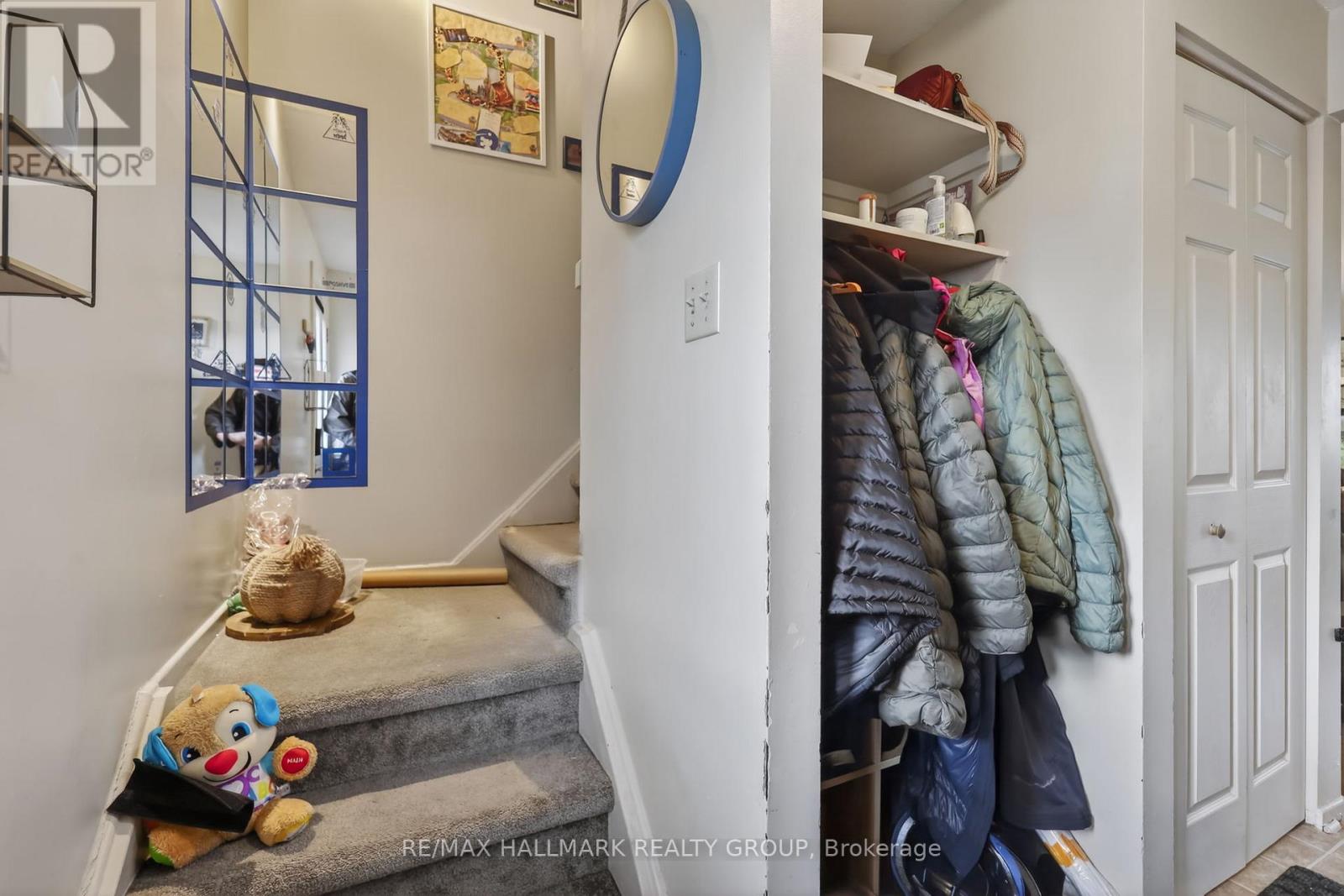 52 THISTLEDOWN COURT - 17