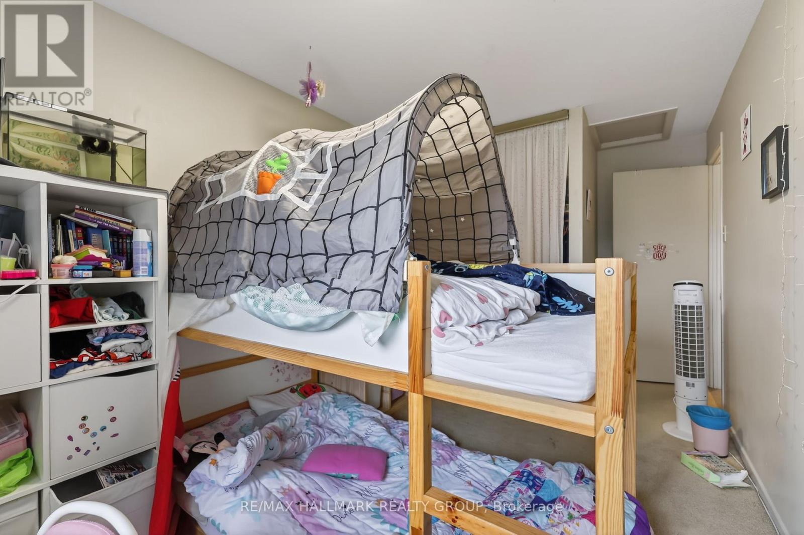52 THISTLEDOWN COURT - 18