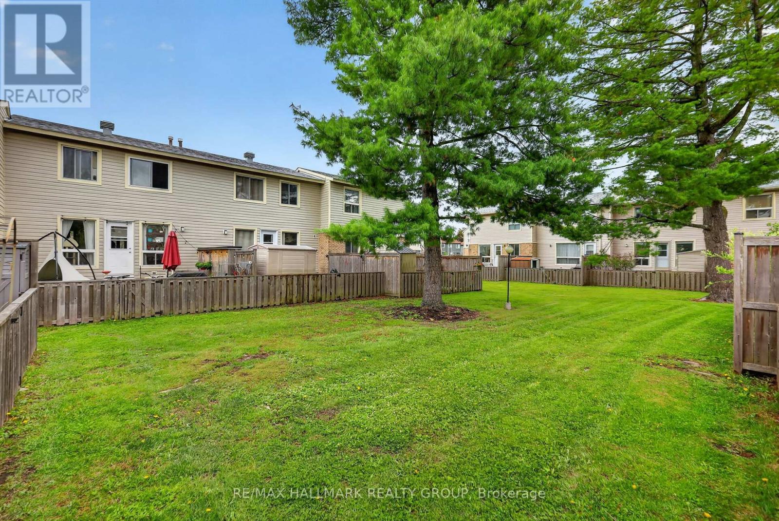 52 THISTLEDOWN COURT - 34