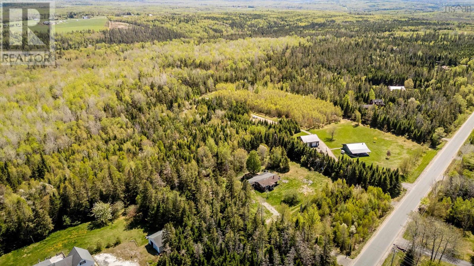 808 Newtonville Road - 17