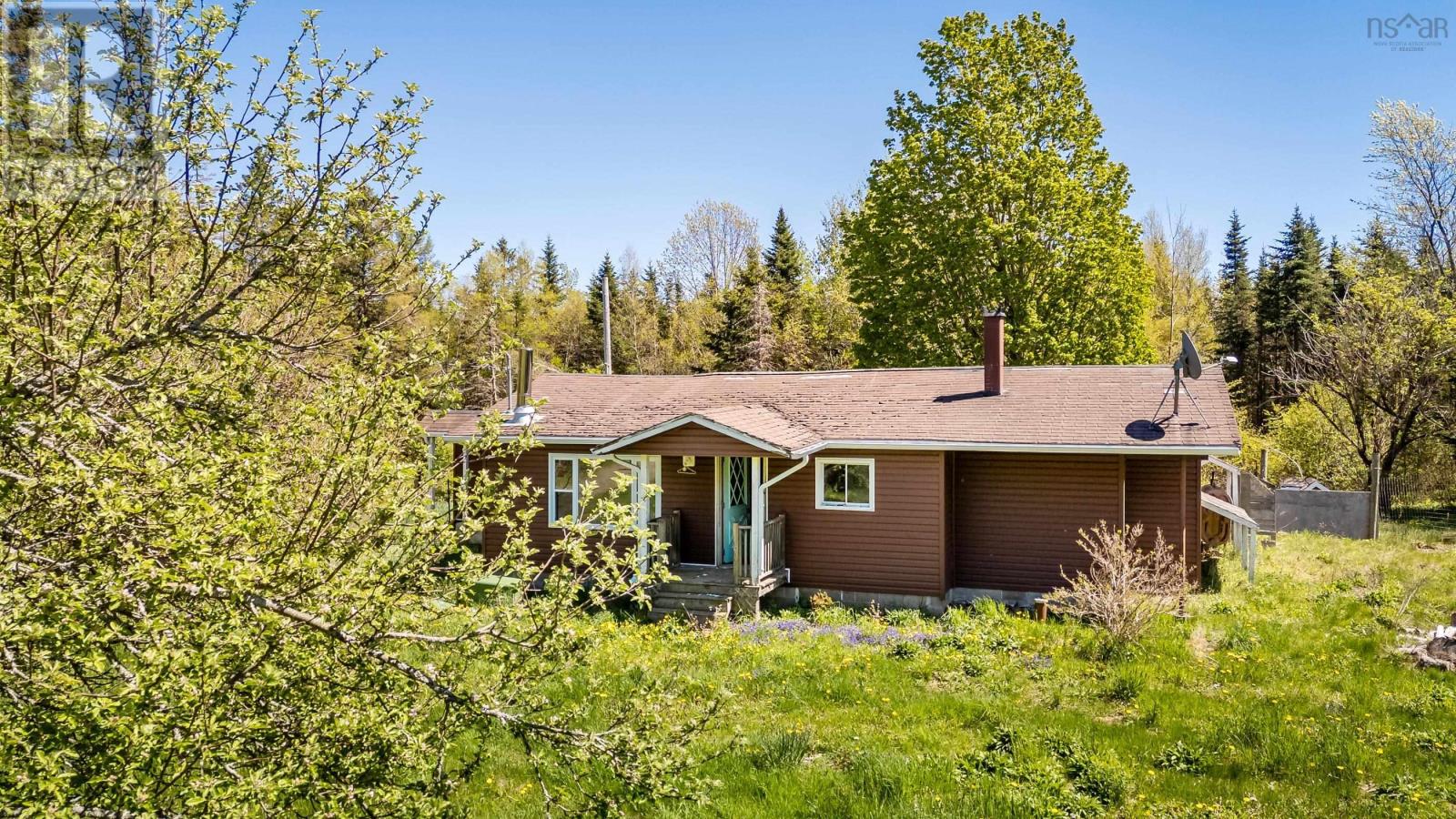808 Newtonville Road - 26