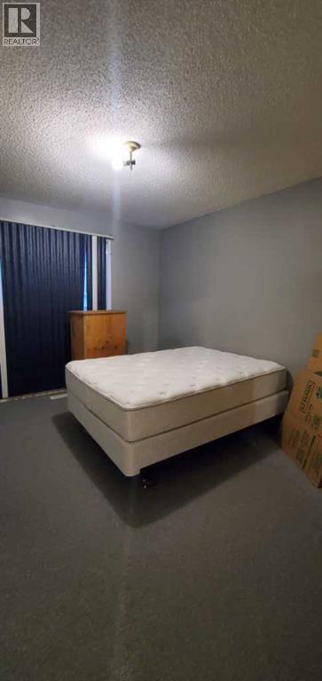 5011, 53 Street - 21